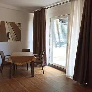 Duca Di Villena 2*, Palermo Italy
